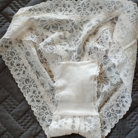 Victoria Secret Panty - Picture 5 of 5